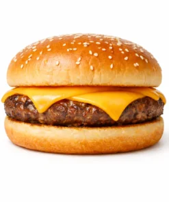 Hamburguesa La Luco en cocina con triple queso cheddar